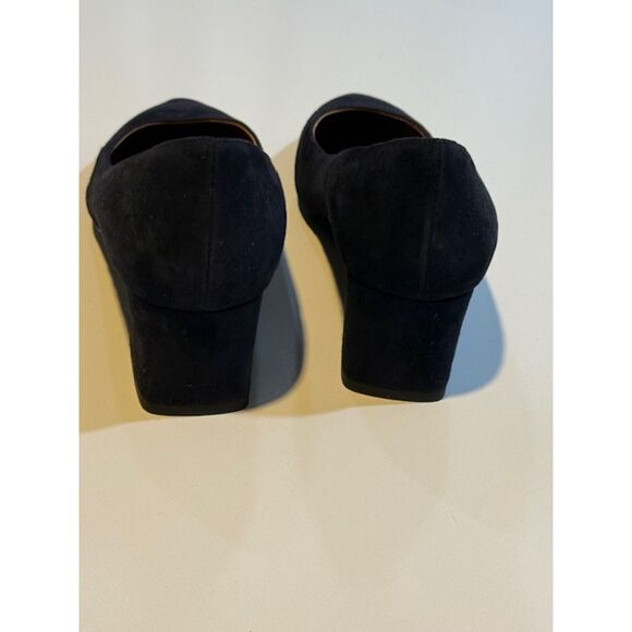 Aquatalia Navy Suede Pointed-Toe Pumps 9.5 Italian Weatherproof NWOB New - Picture 2 of 6